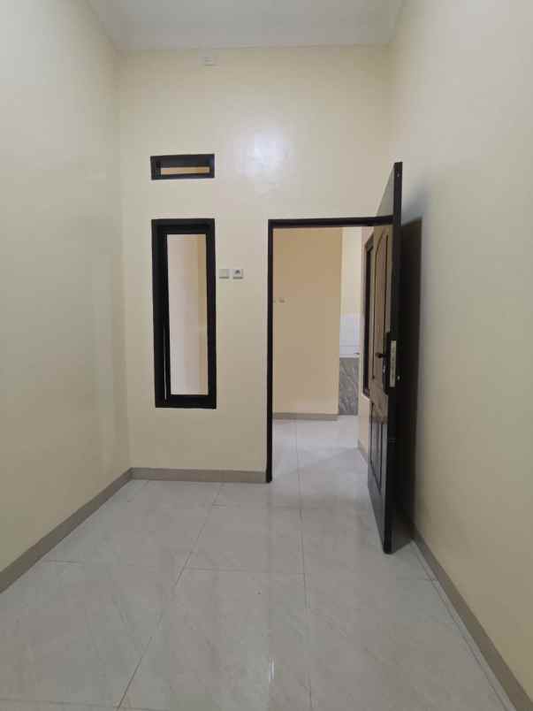 dijual rumah kota harapan indah bekasi