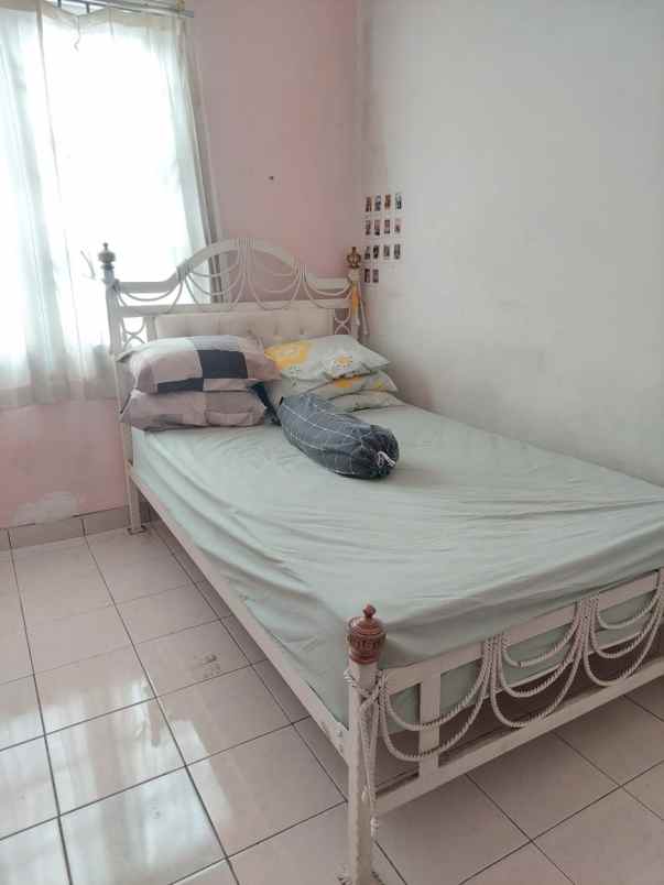 dijual rumah kota wisata cibubur