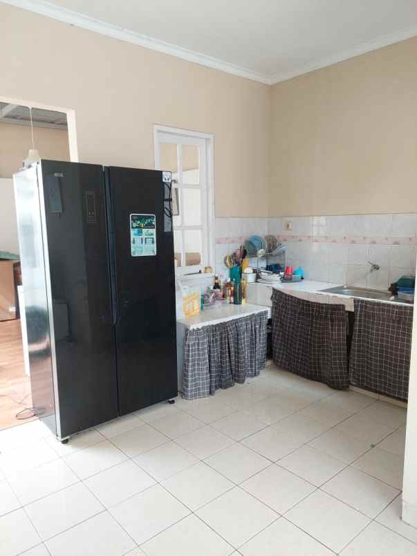 dijual rumah kota wisata cibubur