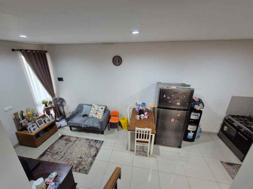 dijual rumah lagoon park bukit golf riverside