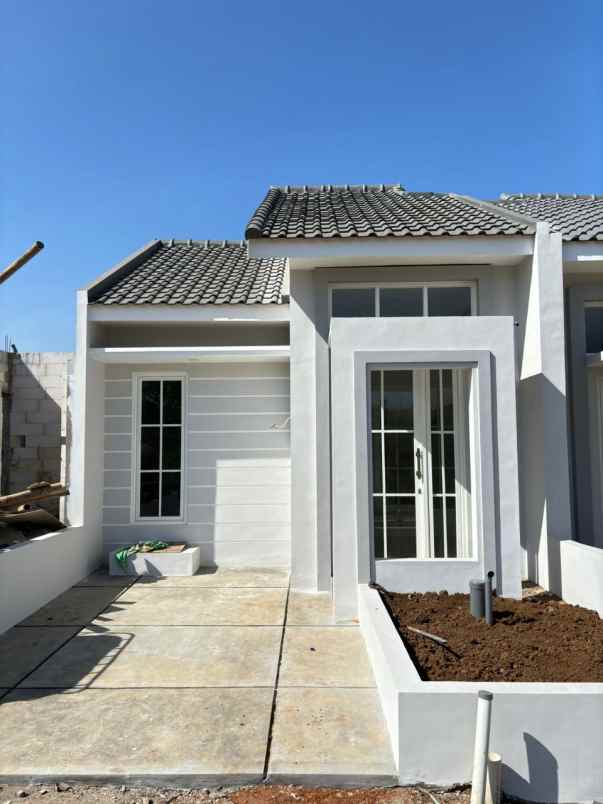 dijual rumah langlang singosari malang