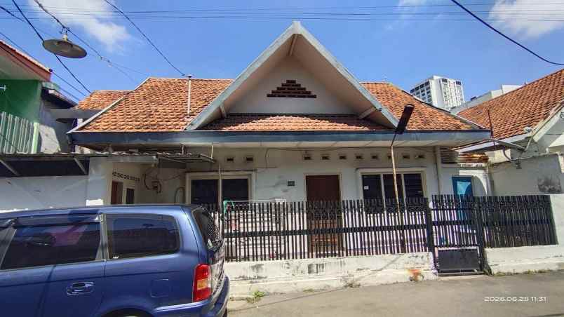 dijual rumah lemah putro embong