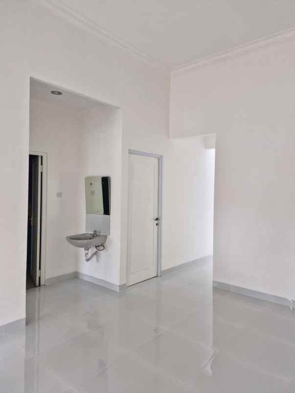 dijual rumah limus pratama regency