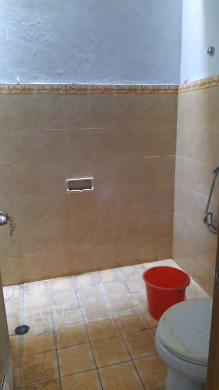 dijual rumah lokasi araya kota malang