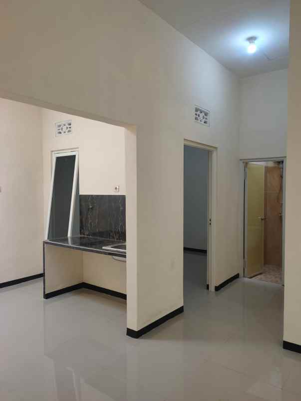 dijual rumah lokasi asrikaton pakis malang