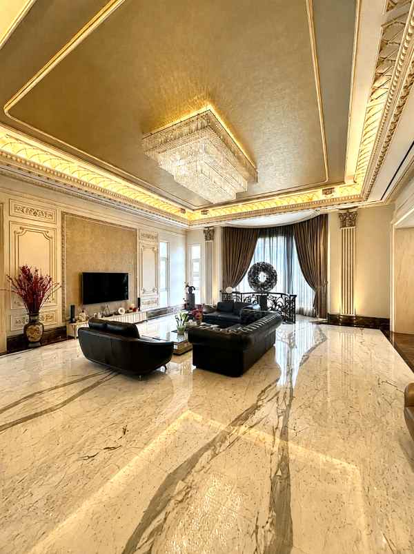 dijual rumah lotus palace pik1 pantai