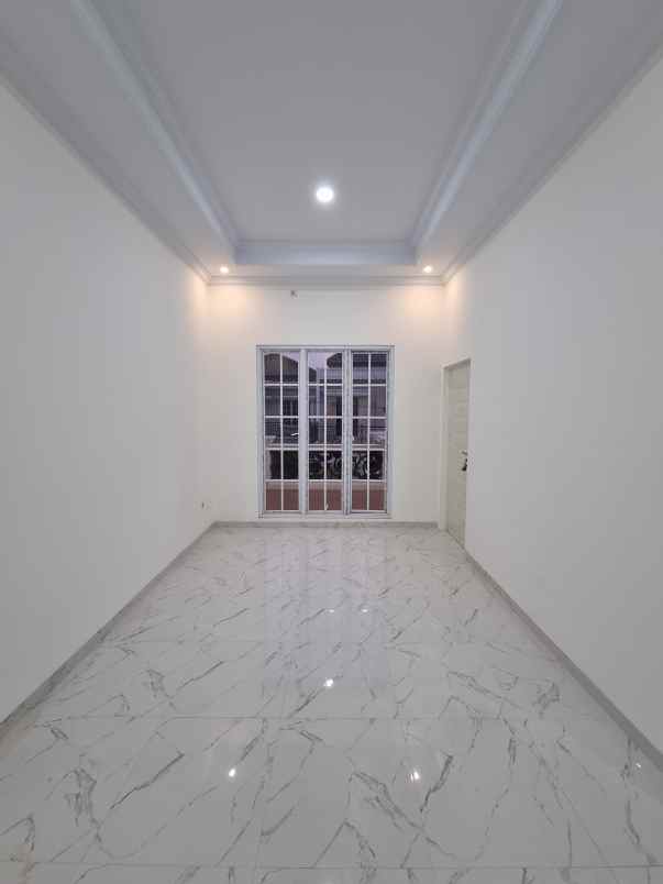 dijual rumah mampang pancoran mas depok