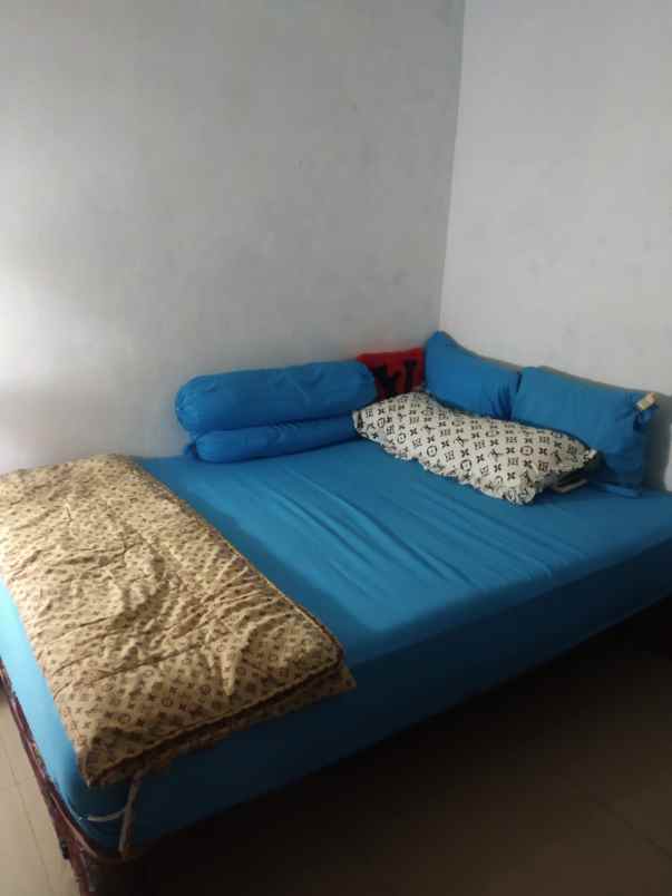 dijual rumah mangga besar taman sari