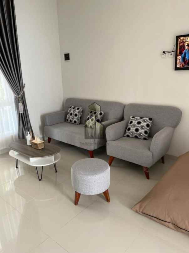 dijual rumah mangunharjo