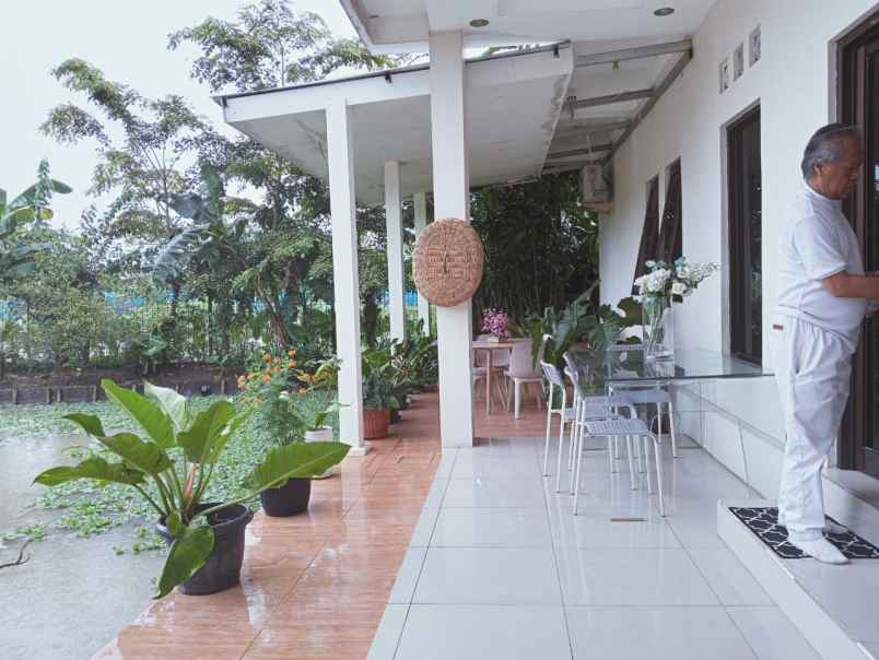dijual rumah meewah parung bogor