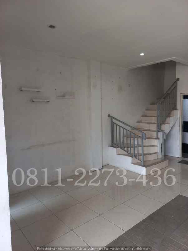 dijual rumah mekarawangi