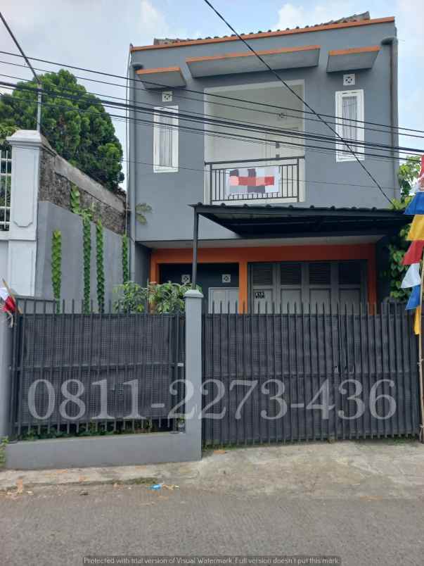 dijual rumah mekarawangi