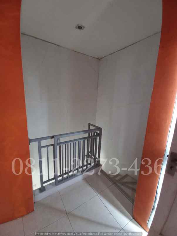 dijual rumah mekarawangi