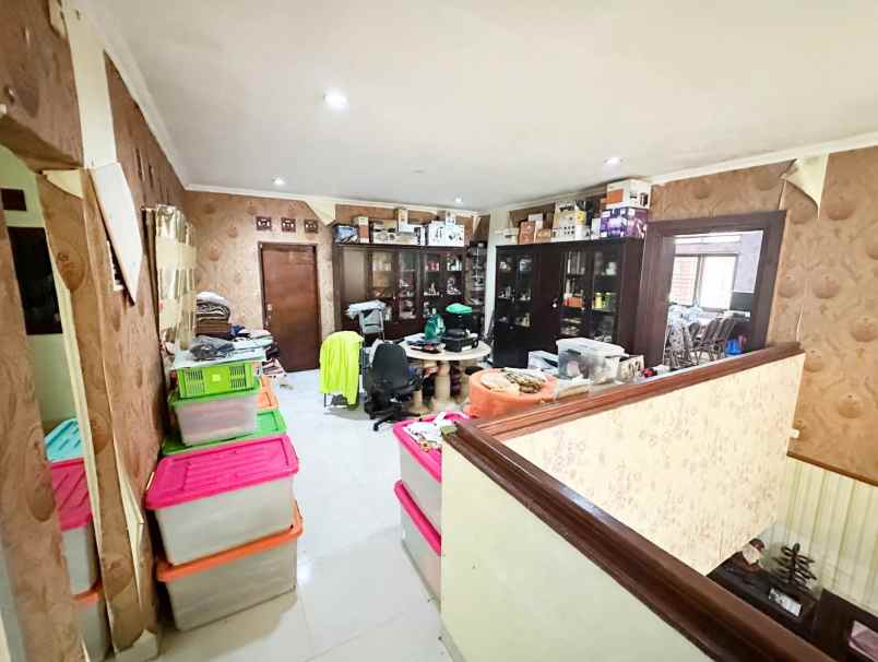 dijual rumah metland menteng cakung