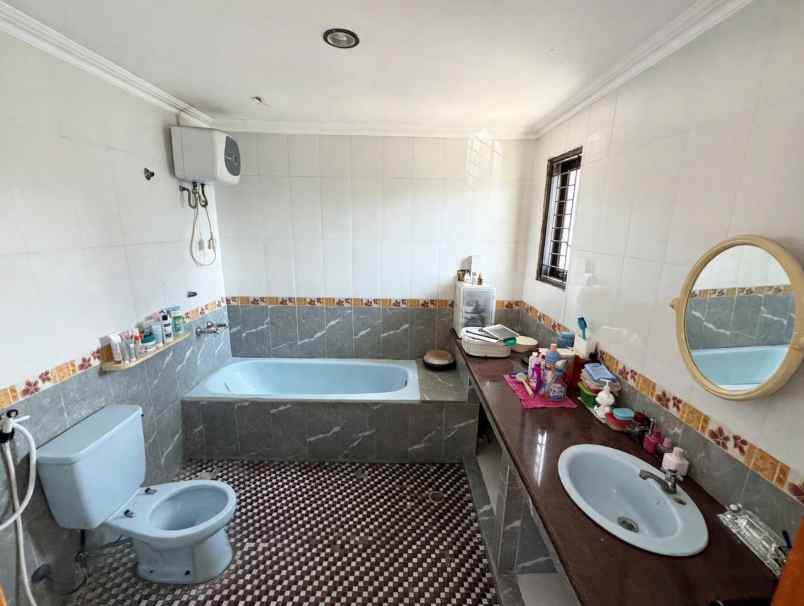 dijual rumah metland menteng cakung