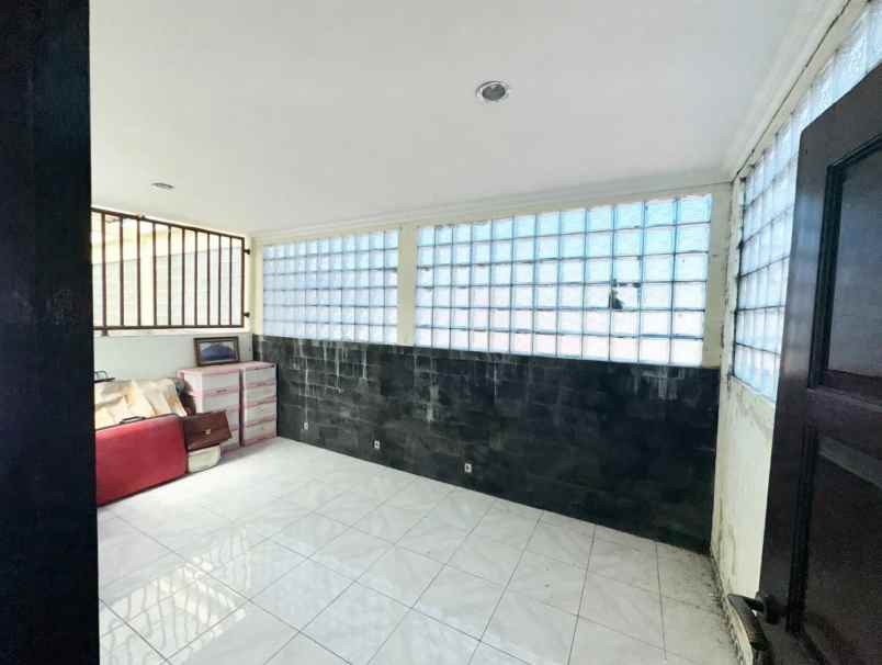 dijual rumah metland menteng cakung