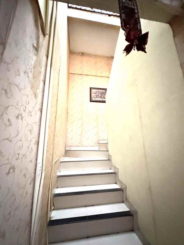 dijual rumah metland menteng cakung