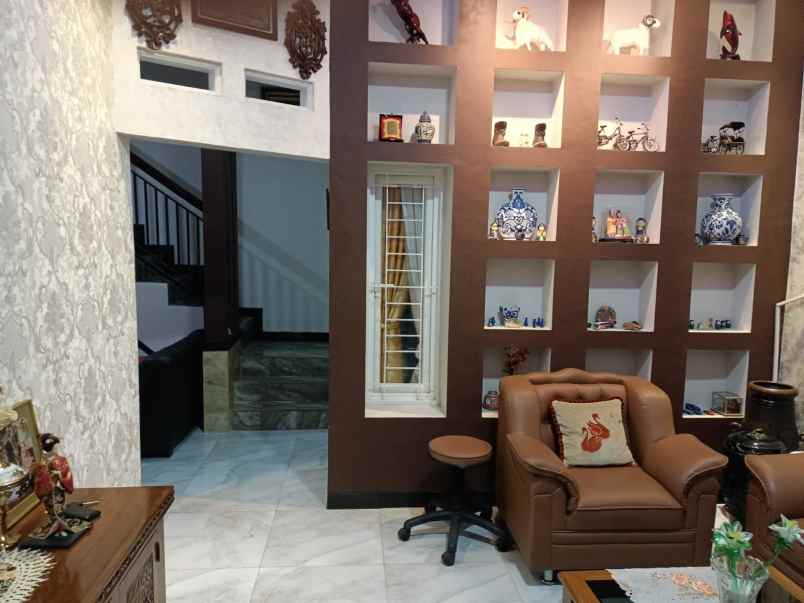 dijual rumah mewah batununggal cibadak sukabumi