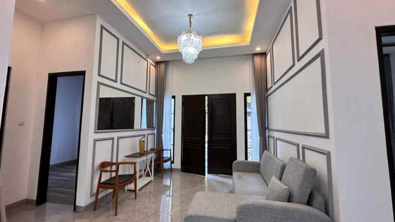 dijual rumah mewah private pool di sentul city