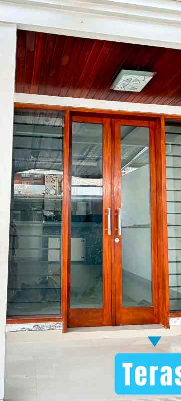 dijual rumah minimalis lantai 2 lokasi sidakarya
