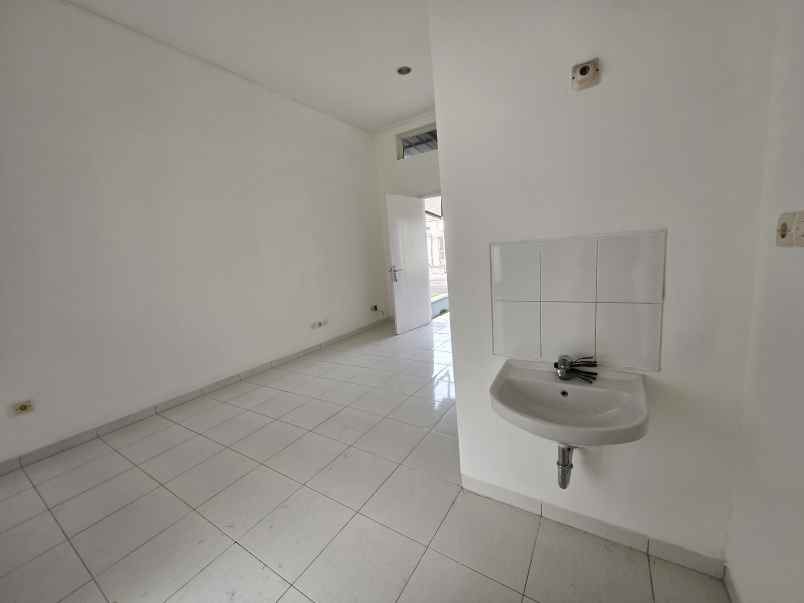 dijual rumah murah di suvarna sutera cikupa tangerang