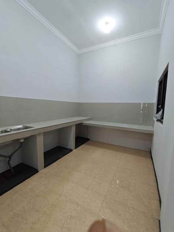 dijual rumah ngagel wasana