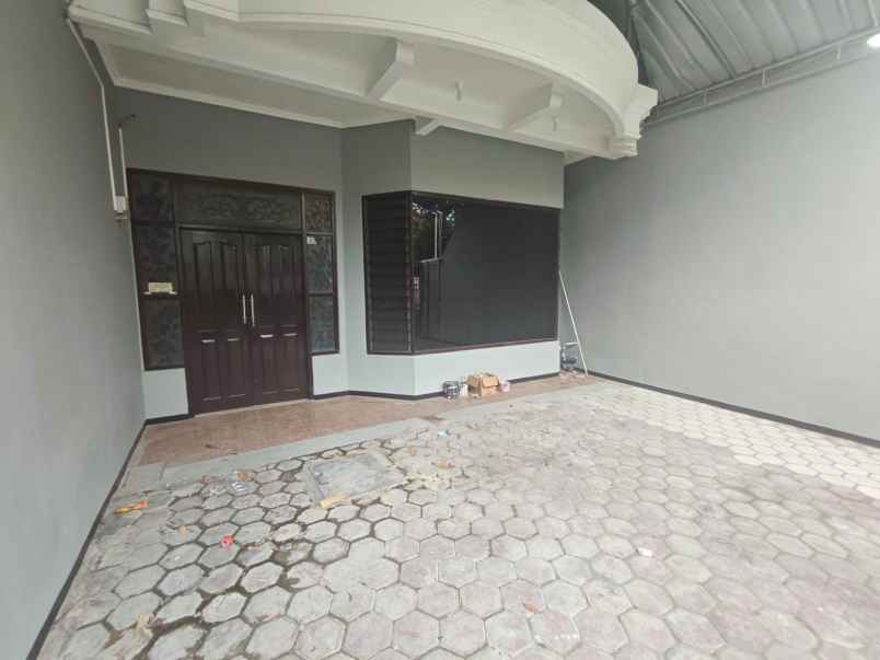 dijual rumah ngagel wasana