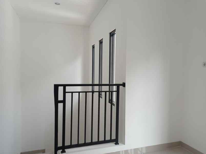 dijual rumah ngaliyan