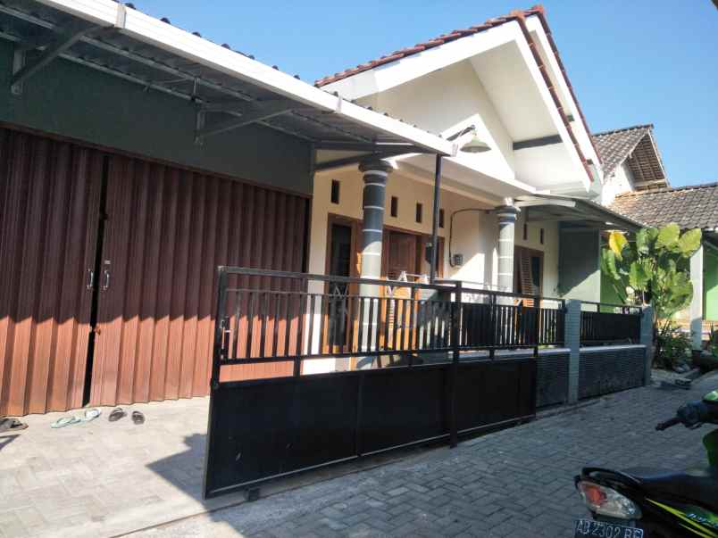 dijual rumah ngepas lor donoharjo