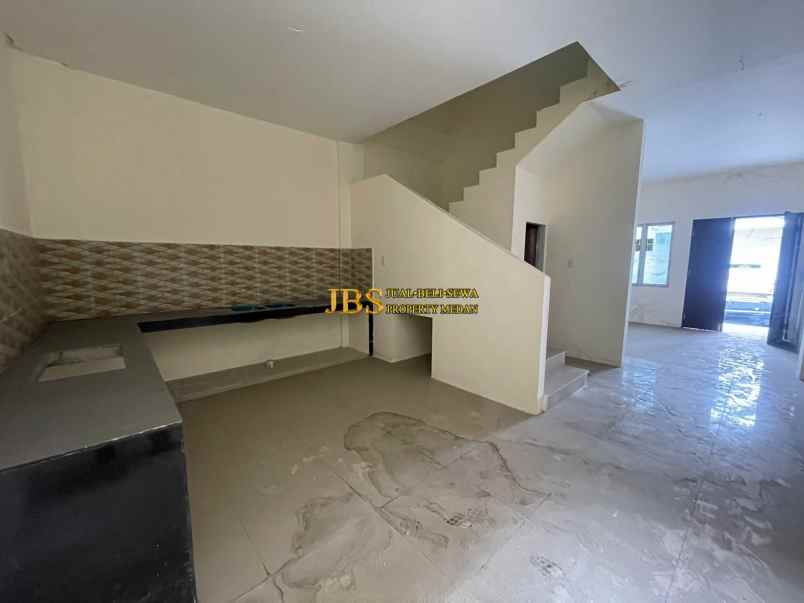 dijual rumah omplek cemara asri cluster