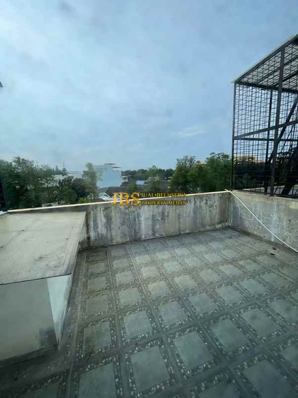 dijual rumah omplek cemara asri cluster