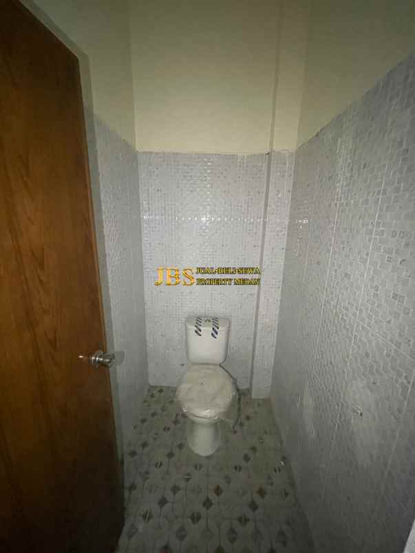 dijual rumah omplek cemara asri cluster