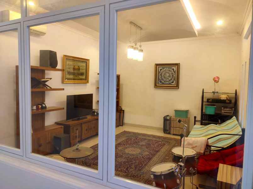 dijual rumah pamulang barat