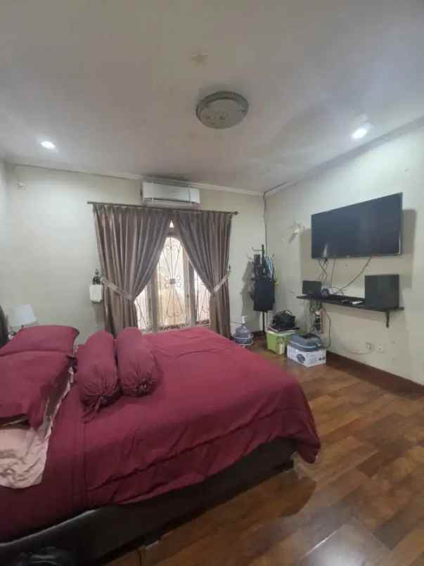 dijual rumah pancoran
