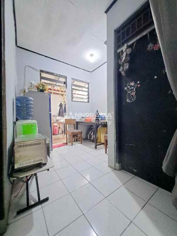 dijual rumah pancoran mas