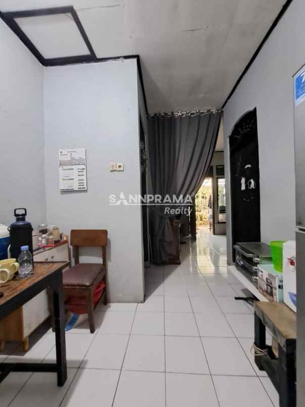 dijual rumah pancoran mas