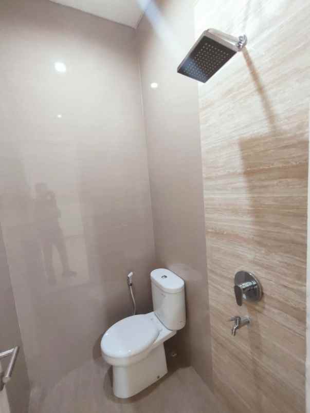 dijual rumah pantai mentari