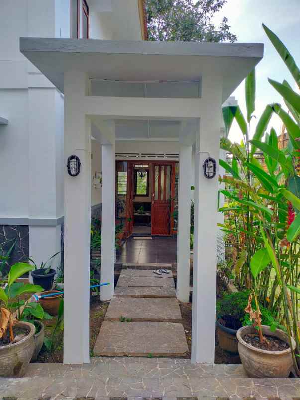 dijual rumah parongpong