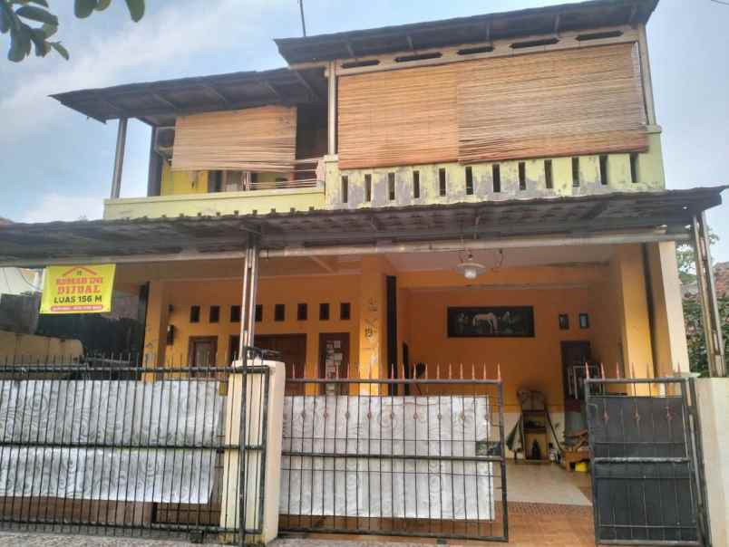 dijual rumah pasar ikan simpang