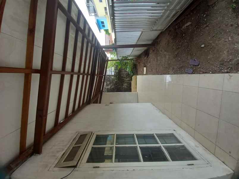 dijual rumah pemda jatiasih galaxy