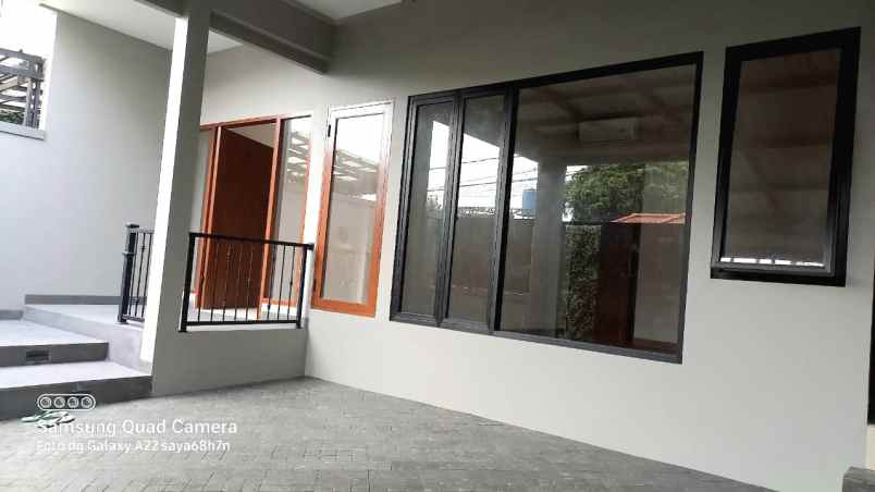 Brand New 3lt Rooftop Hdp Timur Perumahan Di Perdatam Pancoran