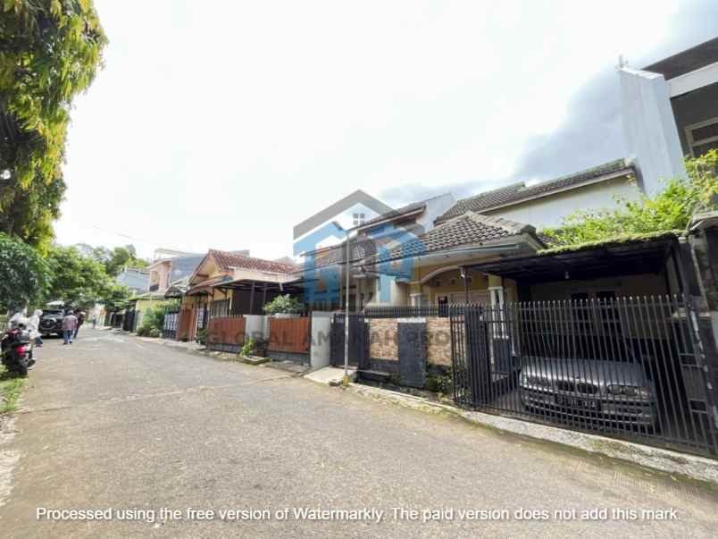 dijual rumah permata