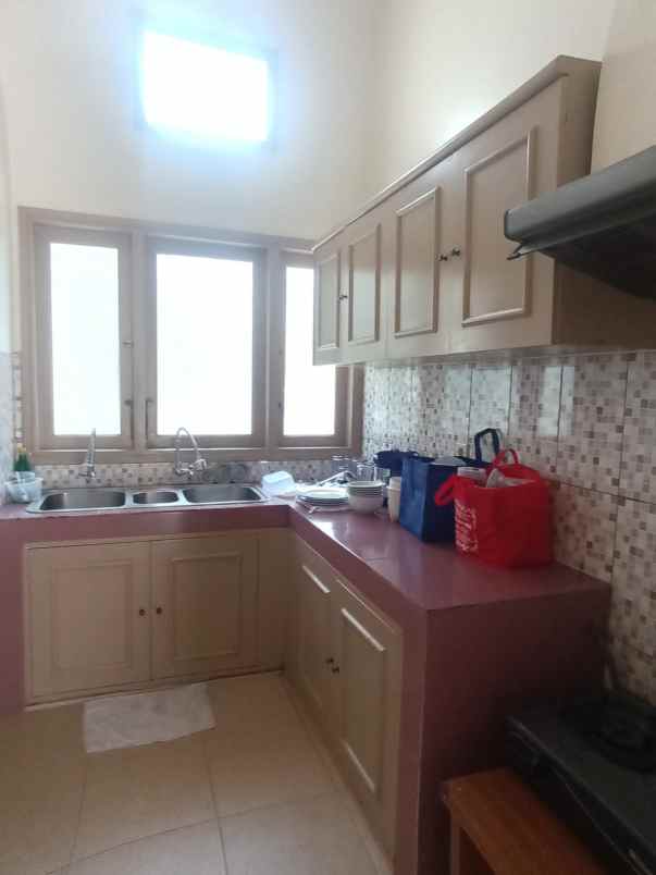 dijual rumah permata jingga suhat kota