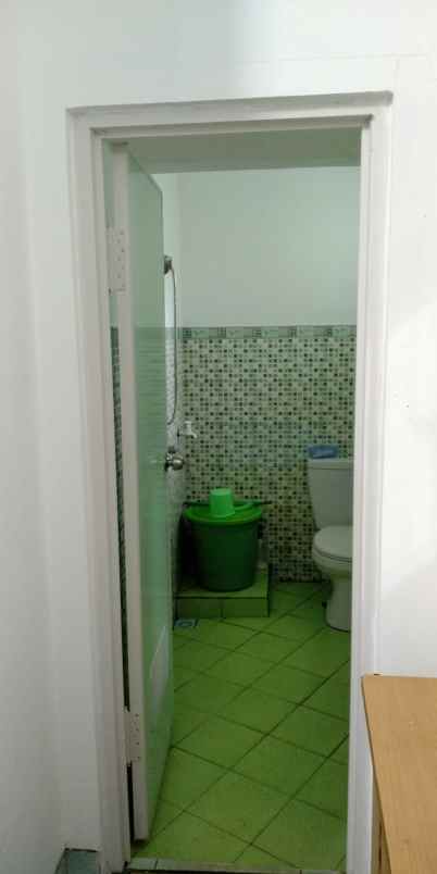 dijual rumah perum gumuk indah jln