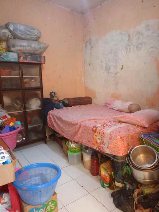 dijual rumah perum surya citra mas