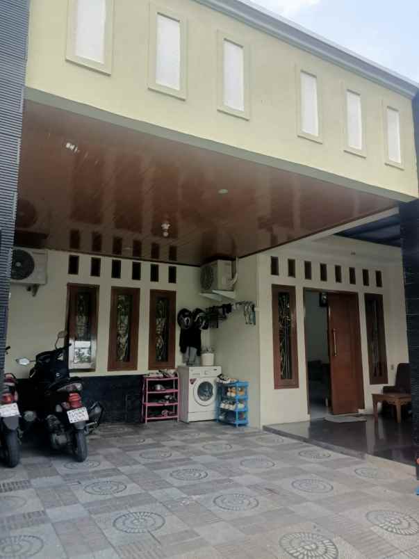 dijual rumah perumahan bulevar hijau
