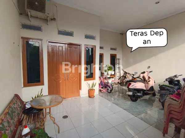 dijual rumah perumahan darmawangsa