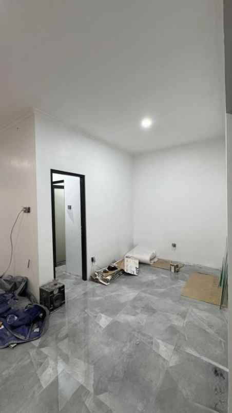 dijual rumah perumahan dharmahusada mas