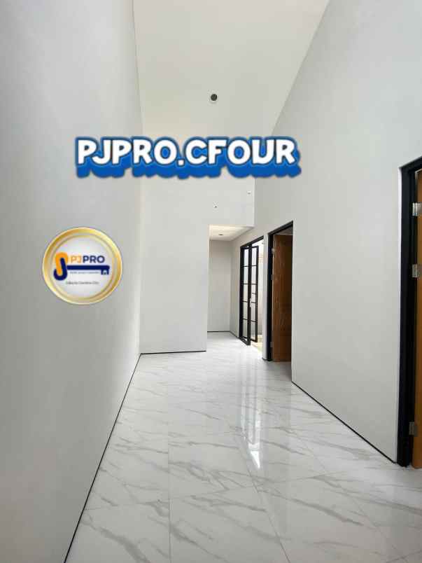 dijual rumah perumahan grand duta city