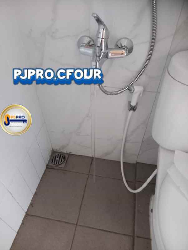 dijual rumah perumahan grand duta city